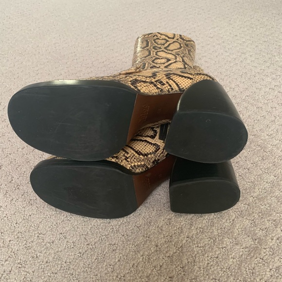 Python print stretch boots - Picture 3 of 3